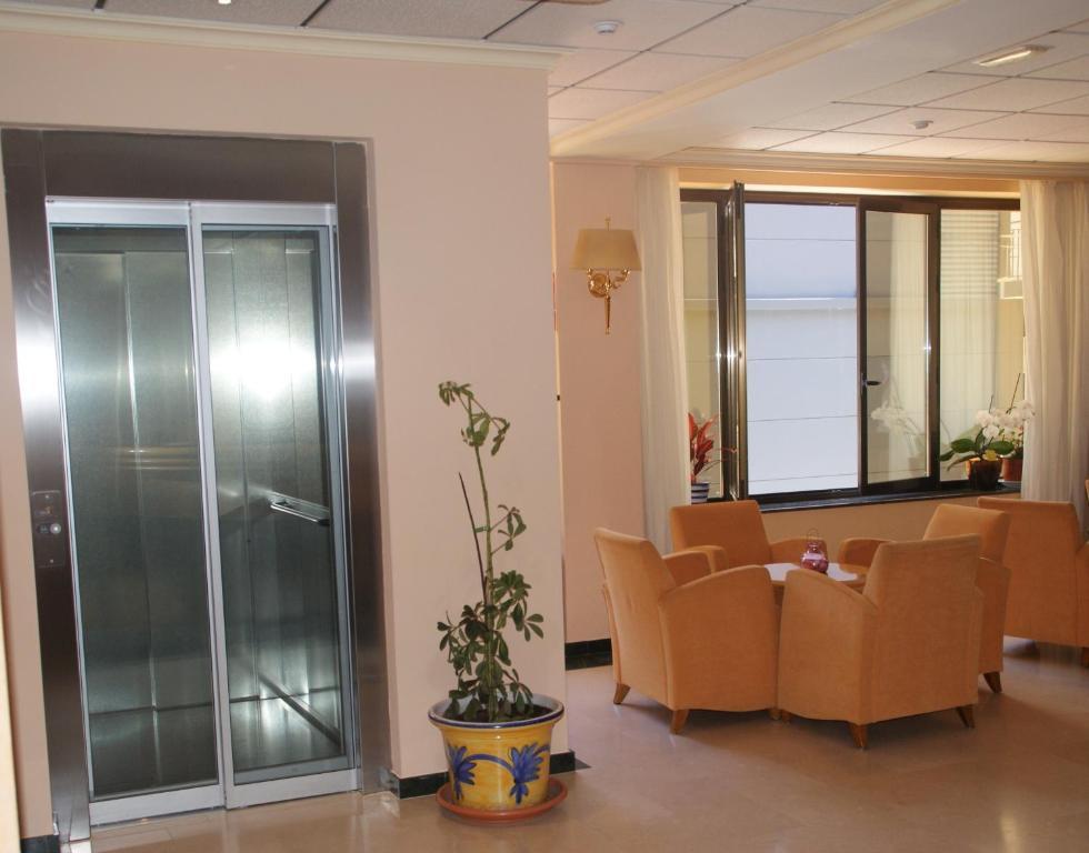 Rosabel Hotel Benidorm Eksteriør billede